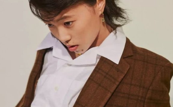 窦靖童和你的共同烦恼:发际线