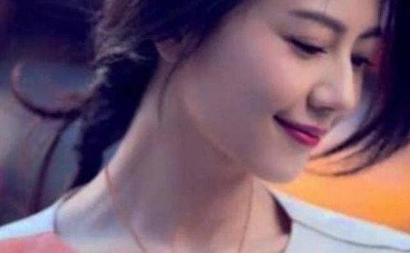 内地长得最标致的5位女星,迪丽热巴排倒数,你服气吗?
