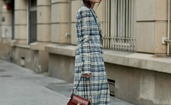 衣品PK巴黎时装周街拍，这些干货让你独领风骚一整年！