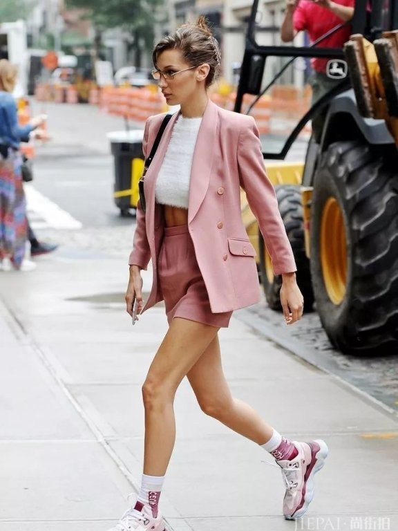 光芒四射的超模,私底下穿搭也不差!