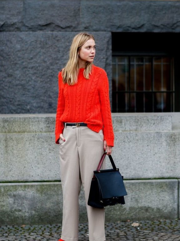 欧美街拍 秋季穿搭套头衫好看又保暖