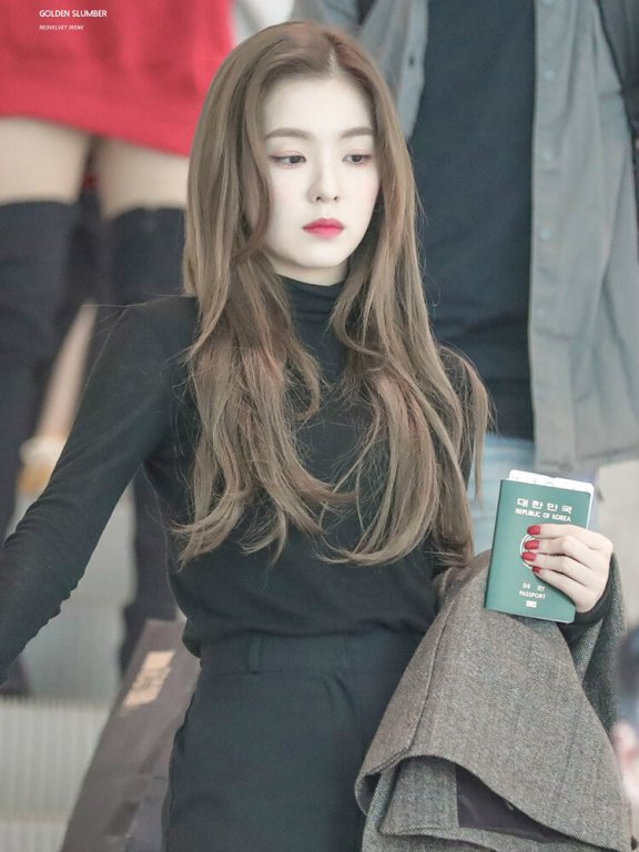 裴珠泫的神颜太不简单了,秋衣配阔脚裤竟穿得这么撩人,真是佩服