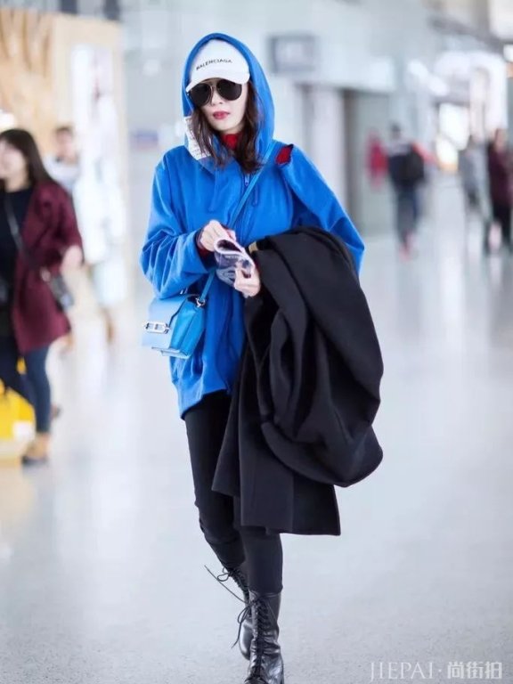 今年秋天最显贵的3种色彩，穿对了你就美炸了！