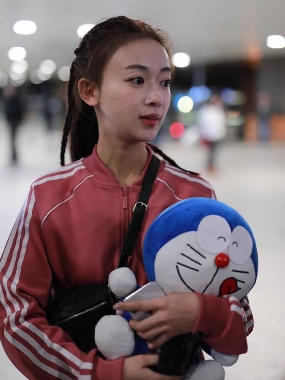 同样素颜,吴谨言同框陈乔恩,状态真的不一样