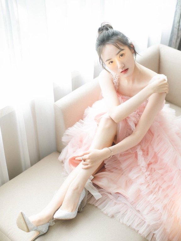 袁冰妍最新写真 微胖才是美,越来越性感了