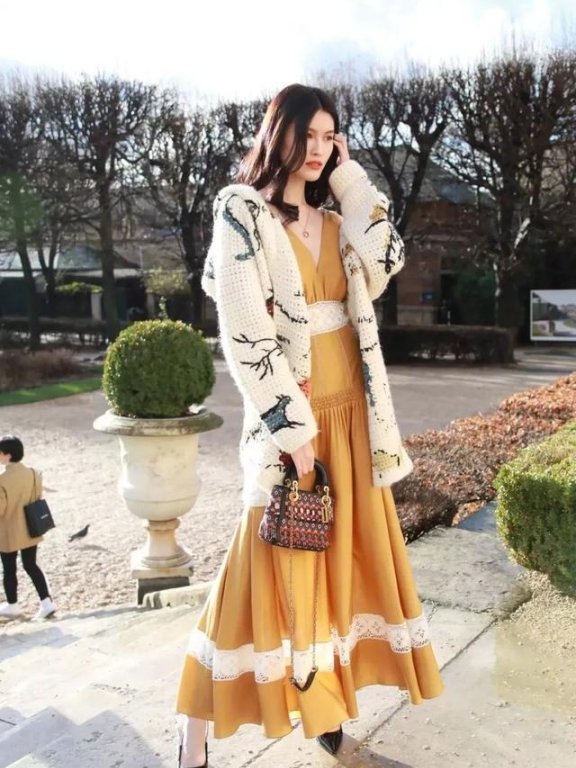 针织开衫怎么搭配,要这样穿才能不落俗套!