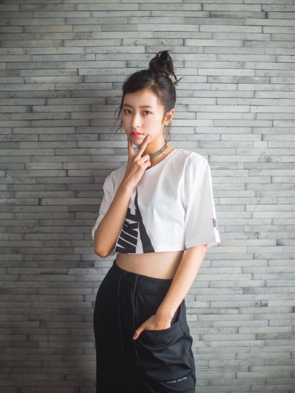 周雨彤铁铮铮的少女风,就问你好看不好看