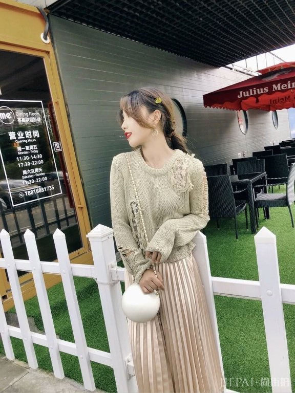 精致女孩都用这3种搭配，一穿就美一拍照就火，女人味十足