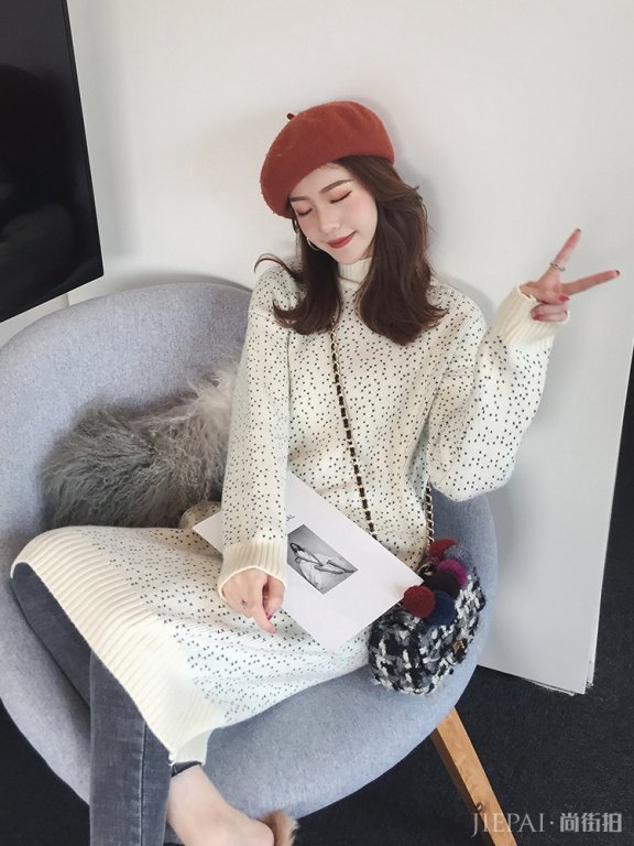温婉优雅的针织连衣裙,穿上超显小女人味哦!