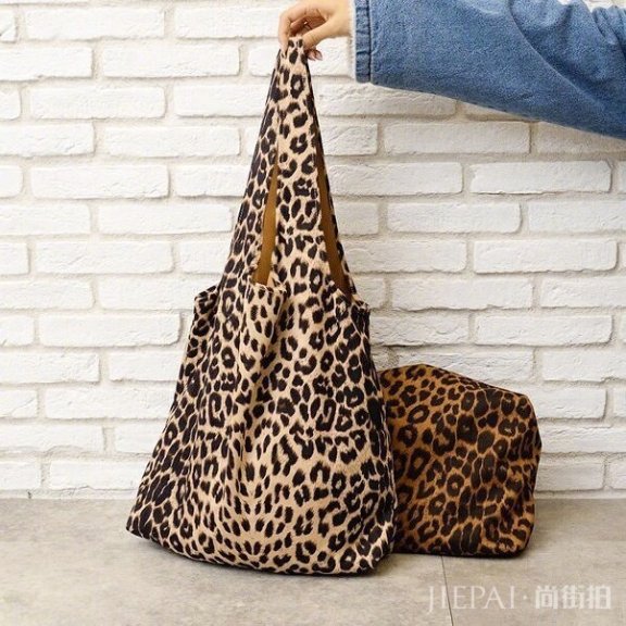 Re:EDIT今秋推豹纹单品,成熟女人味