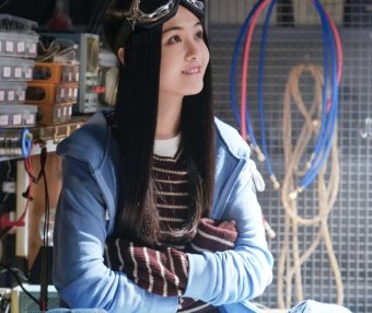 被郑爽惊艳到了,《我的保姆手册》中长发造型少女又仙气,真漂亮