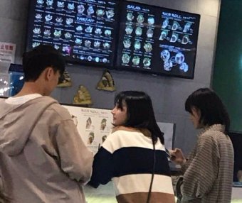 郑爽稍微打扮一下,女星压力倍增