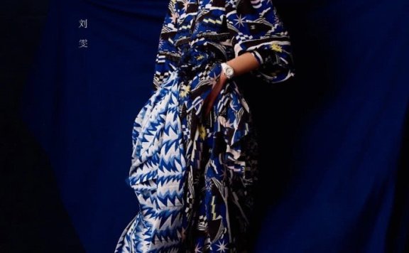 刘雯联手陈伟霆登封面，造型多变创意十足，完美演绎极致中国风