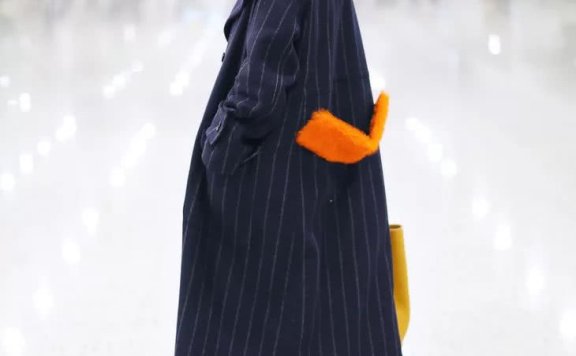 穿上它享受着街头的时髦气质 又温暖百搭