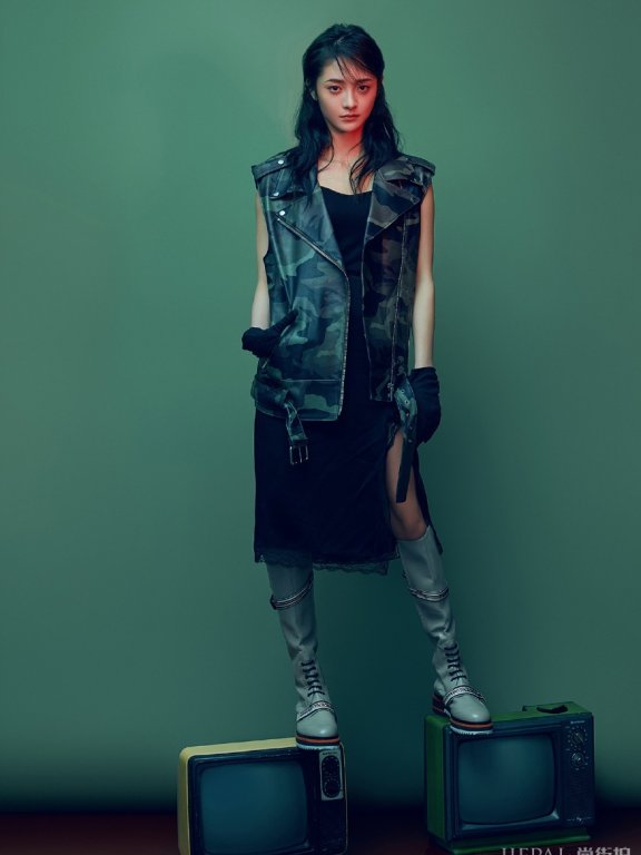 周洁琼时尚大片造型百变古灵精怪