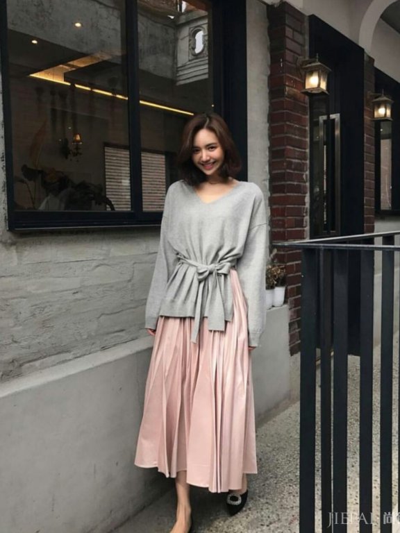 这些毛衣这么穿翻倍好看,小姐姐们来看看!