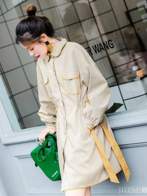 想要秋冬的仪式感,一件风衣就够啦!