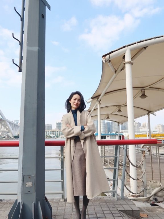 这里有10套初冬女性搭配技巧供你学,简单大方不挑人!