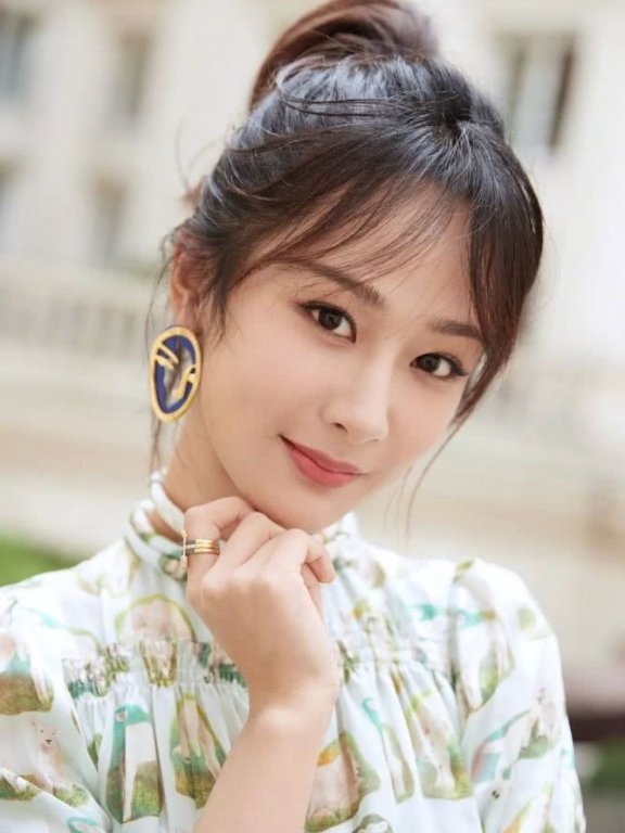 杨紫、李现新剧定档在即!学她的“微调式”化妆法,颜值暴增
