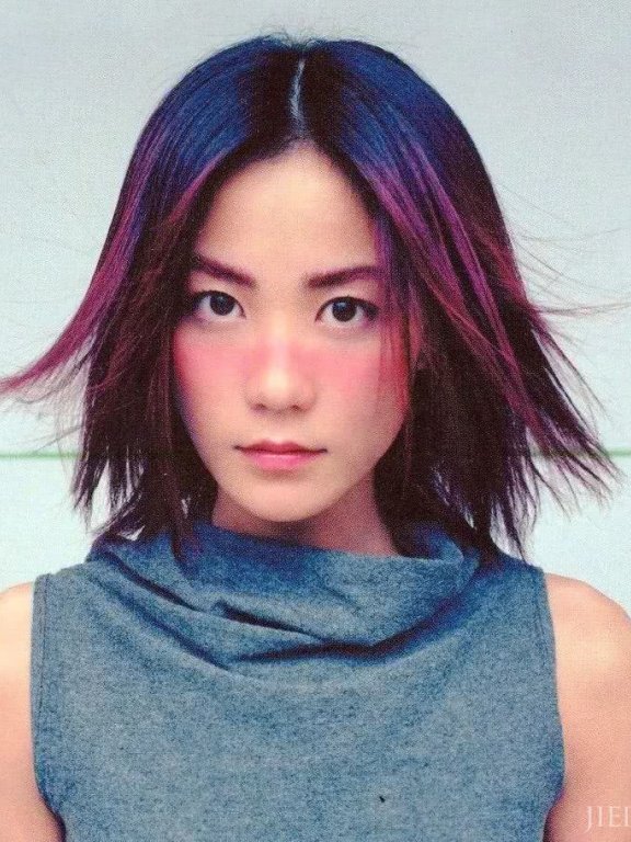 这些2018年的妆发潮流 都是王菲20年前玩儿剩下的