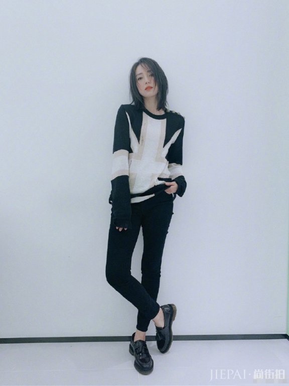 董璇的新发型也太好看了！秒变18岁，这颜值长短发型都好看