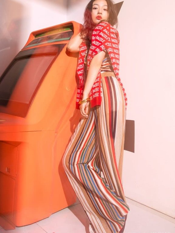 吴倩穿上“大妈裤”校花秒变“女汉子”!