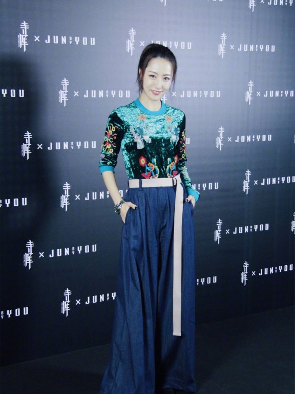 白冰look值得一说,为什么吗?