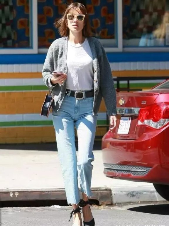 针织毛衣有多美?看欧美潮人对它爱不释手