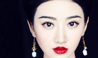 景甜刘诗诗都在pick故宫口红?