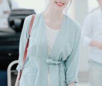 神颜美女崔雪莉每一次亮相都是很吸引眼球的