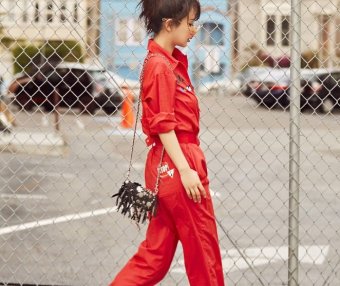 杨紫“软糖鞋”搭配羽绒服,除了显矮也没啥缺点!