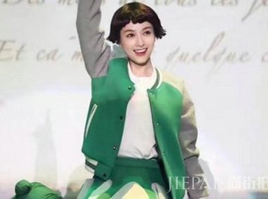 刘海检验颜值？章子怡周迅老十岁，赵丽颖假小子，杨洋差点没认出