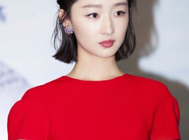 周冬雨剪超短发一点儿也不土，果然颜值高就是不一般