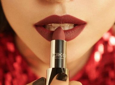 美妆博主疯狂推荐的彩妆,出了圣诞限量款,个个美爆