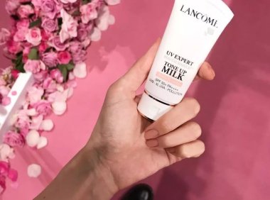 Dior棒棒糖,LANCME字母饼干,19年春季彩妆美到犯规