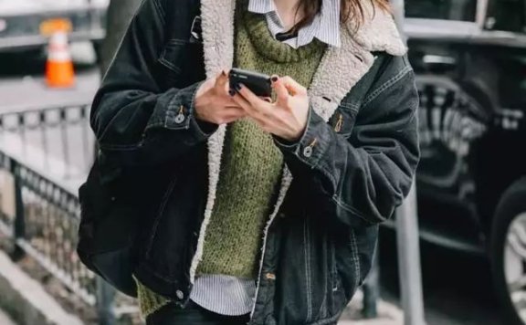 棉服+毛衣!保暖又时髦!