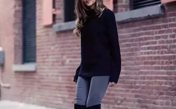 长毛衣搭配过膝靴,谁敢说你这个冬天不美?