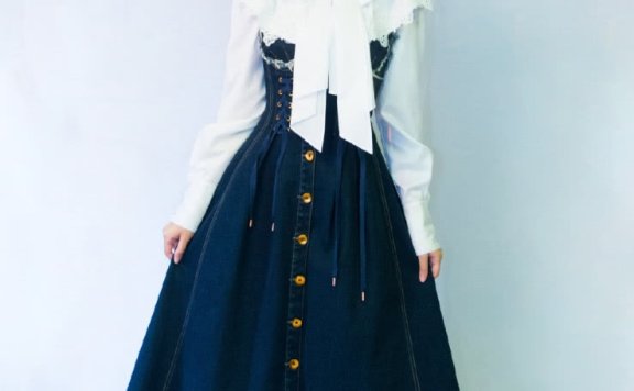 梁洁穿搭复古风格，摇身变“国民小姐姐”