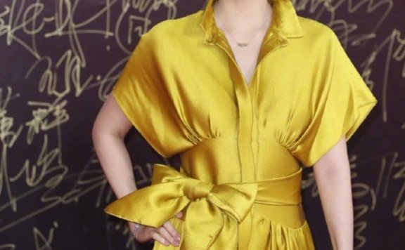 章子怡跟风“狗啃”发型,你打几分?