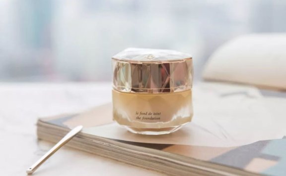 用这几款护肤品,就是不修图,皮肤看起来也是这么好