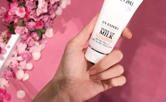 Dior棒棒糖，LANCME字母饼干，19年春季彩妆美到犯规