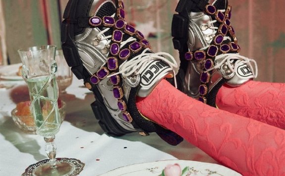 Flashtrek 运动鞋，踏出爱的每一步