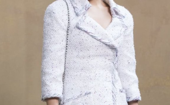 朴信惠这造型真是没眼看了，显胖20斤不止还矮了10厘米，醉了