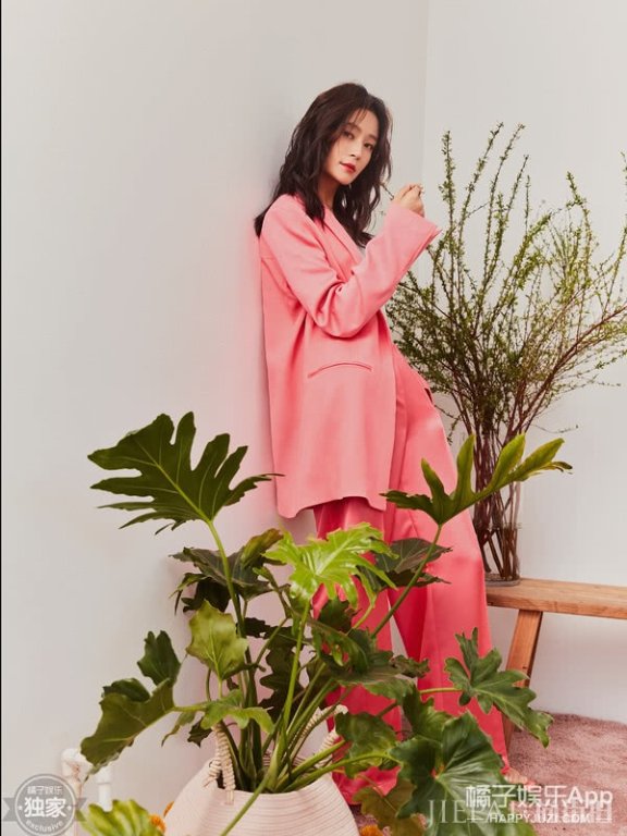 王媛可《延禧攻略》中的“纯妃”知性温婉,温柔却有力量