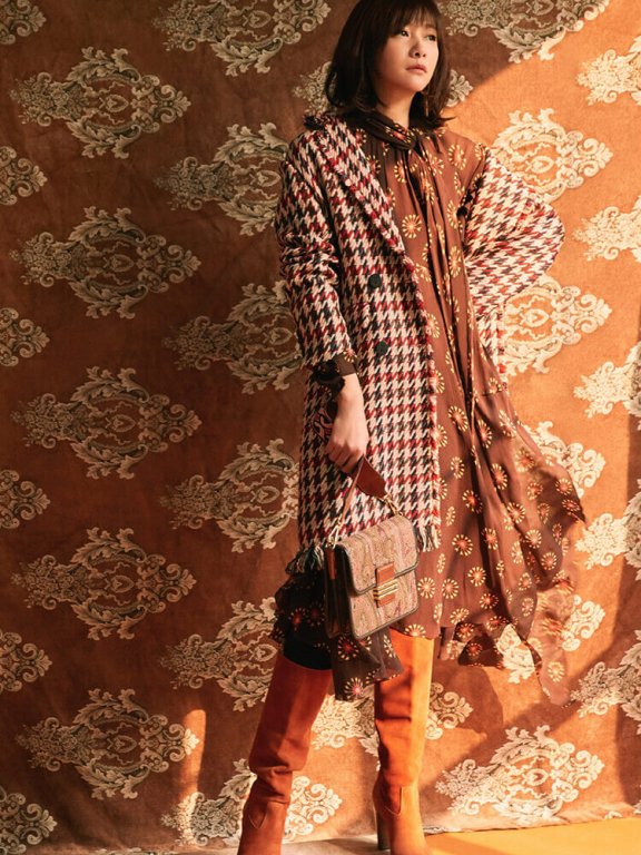 徐静蕾逆龄生拍时尚写真文艺范爆棚!