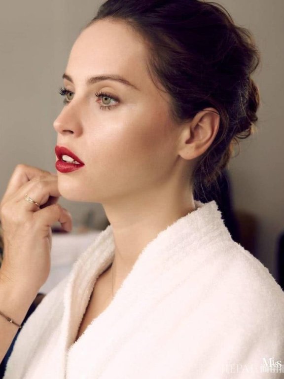 一篇看尽2019年新春限定新品彩妆,每款都美到让人无法抗拒