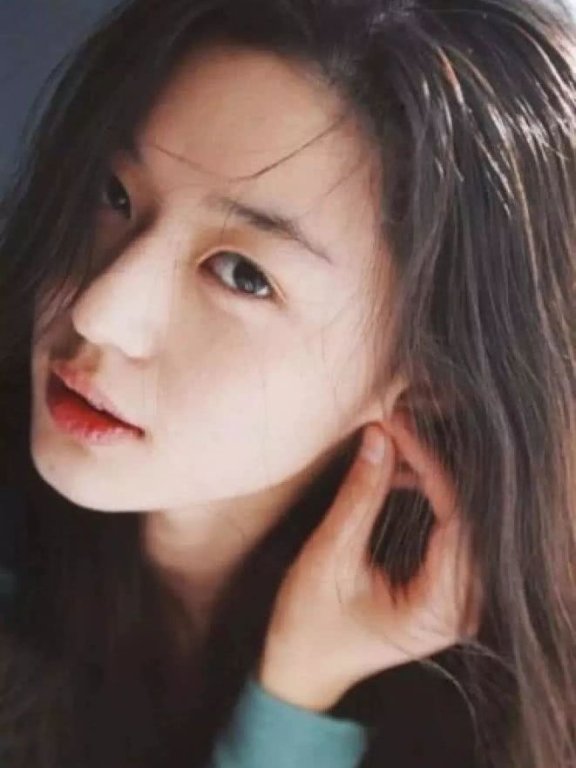 完美节日妆容靠的不是粉底,而是它