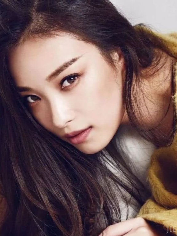 一字眉这么土,现在流行的“微峰眉”好看炸了!