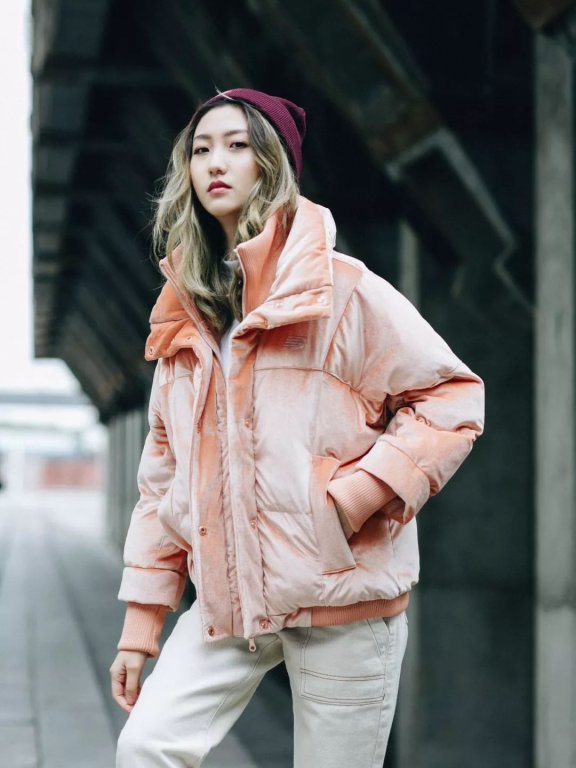 要怎么穿羽绒服才能时髦又保暖呢?