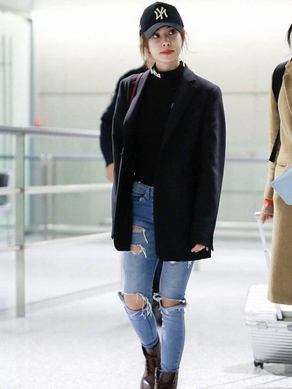 自带帅气属性的马丁靴这样搭配,轻松提高时尚感